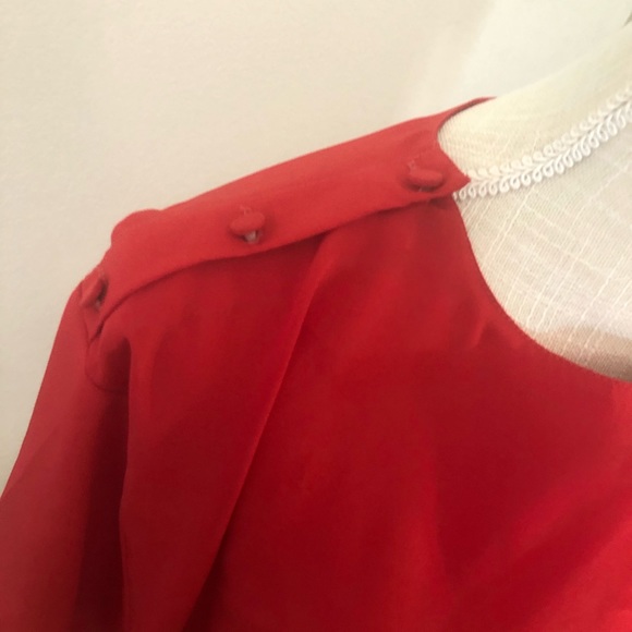 Red woman’s blouse - Picture 5 of 12